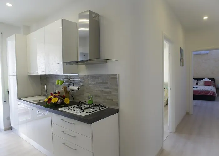 St. Peter Station Apartment