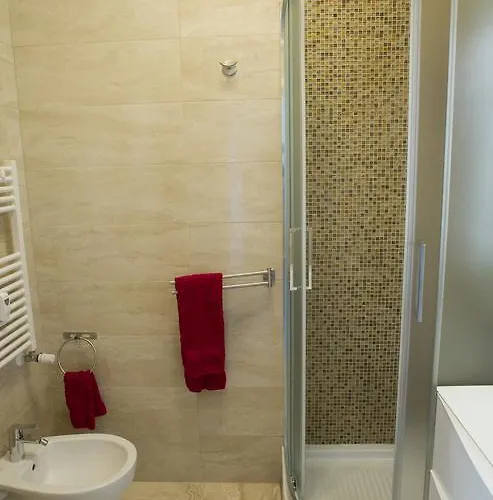 St. Peter Station Apartment Rom
